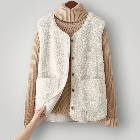 FABIENNE – GILET CON BOTTONI ACCOGLIENTE
