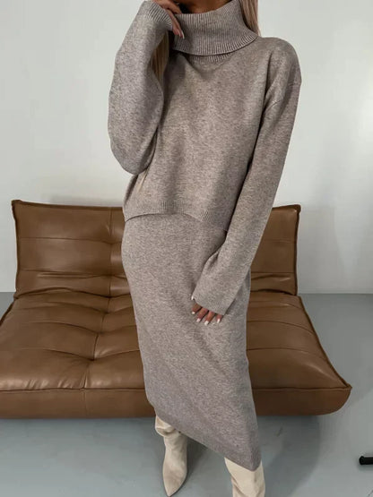 ELENA – MAGLIONE CON COLLO ALTO IN MAGLIA