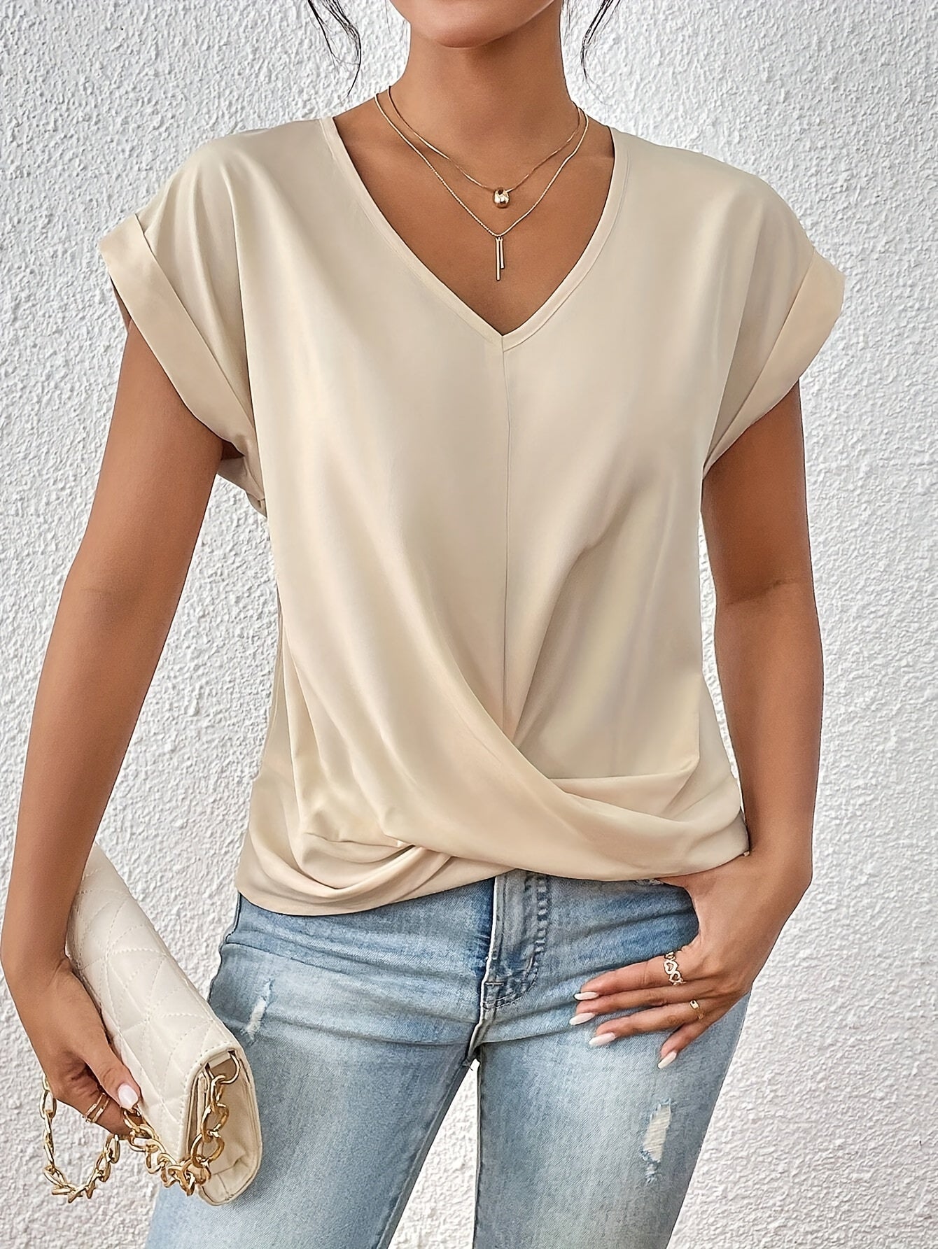Odette™ | T-shirt casual con scollatura