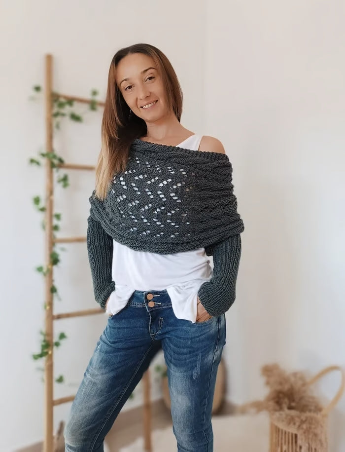 ROSA – ELEGANTE SHRUG IN MAGLIA
