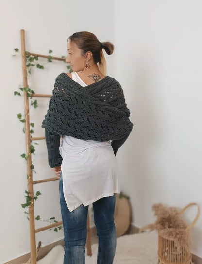 ROSA – ELEGANTE SHRUG IN MAGLIA