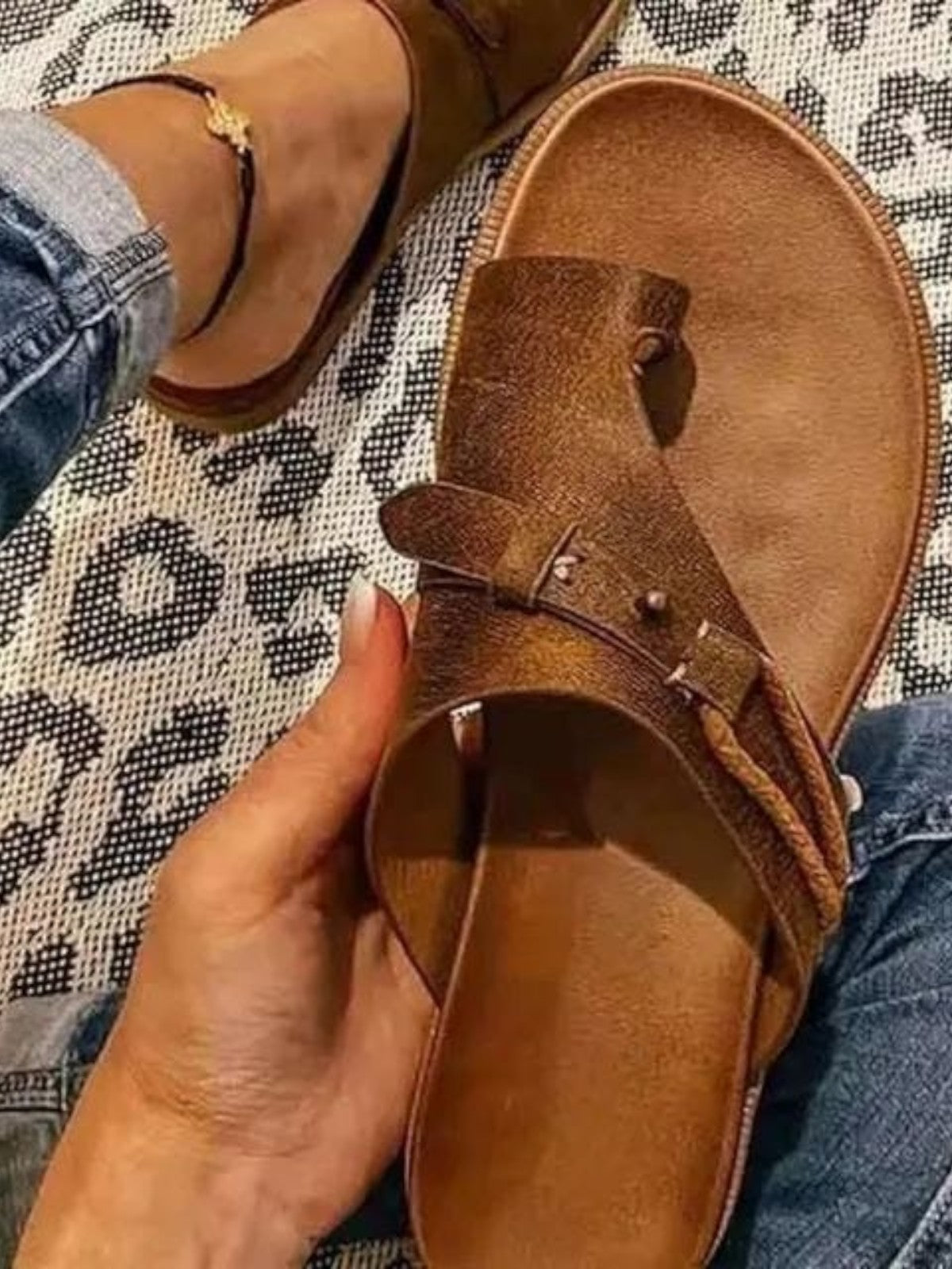 HELENE – SANDALI CASUAL CON FIBBIA