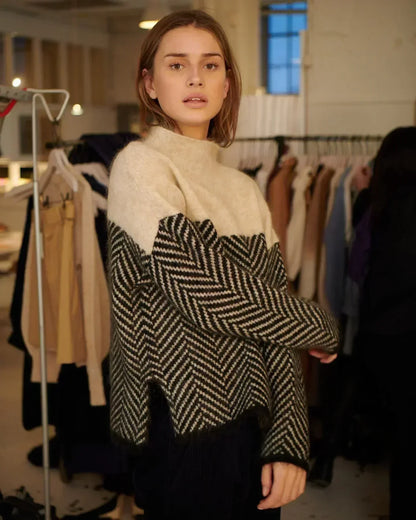 Paulina™ | Maglione a Collo Alto