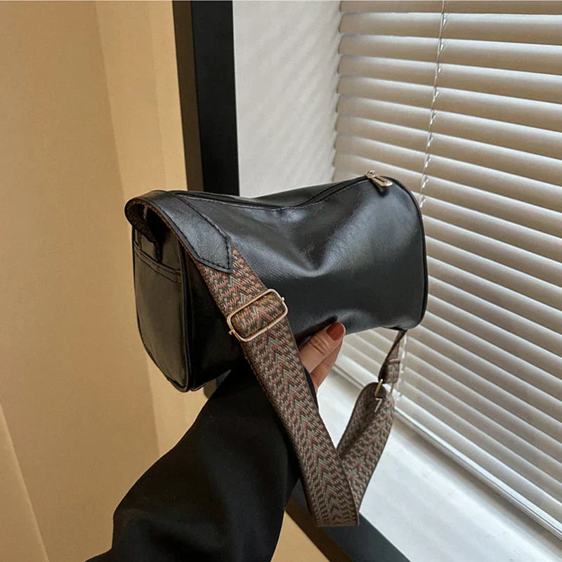 Nero / 24cm x 12cm x 15cm