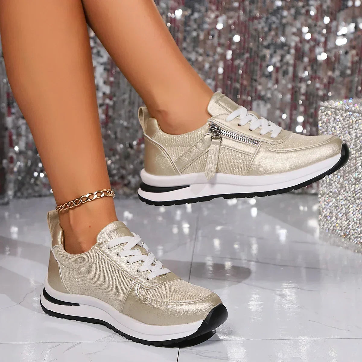 RILEY – SNEAKER COMFORT GLANZEND