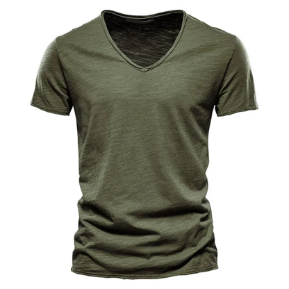 Léon™ | T-Shirt Uomo Base con Scollatura a V Profonda