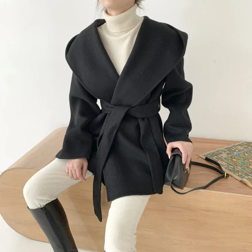 Noelia | Cappotto in Lana con Cappuccio
