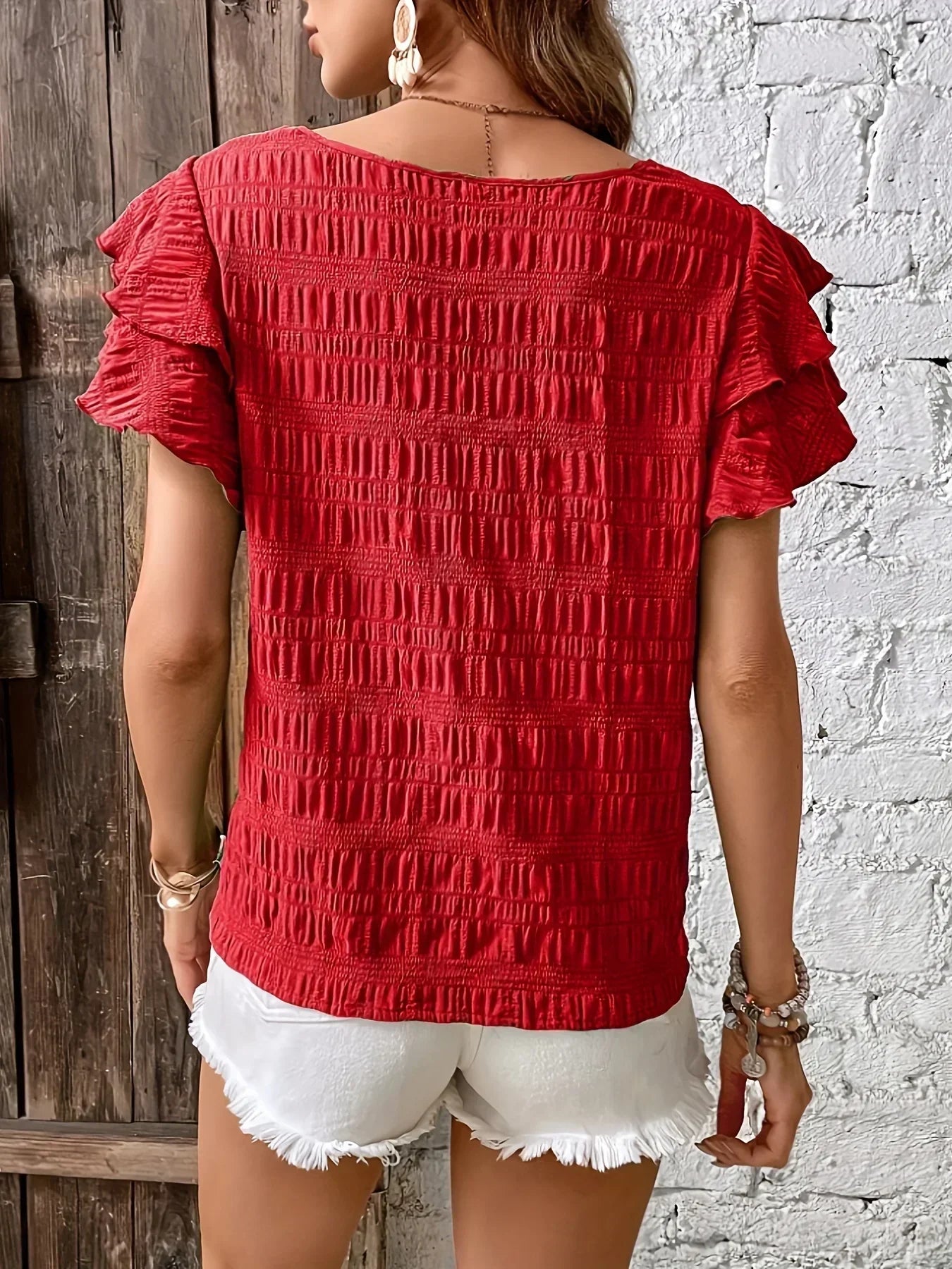 Charmaine™ | Blusa leggera con ruches giocose