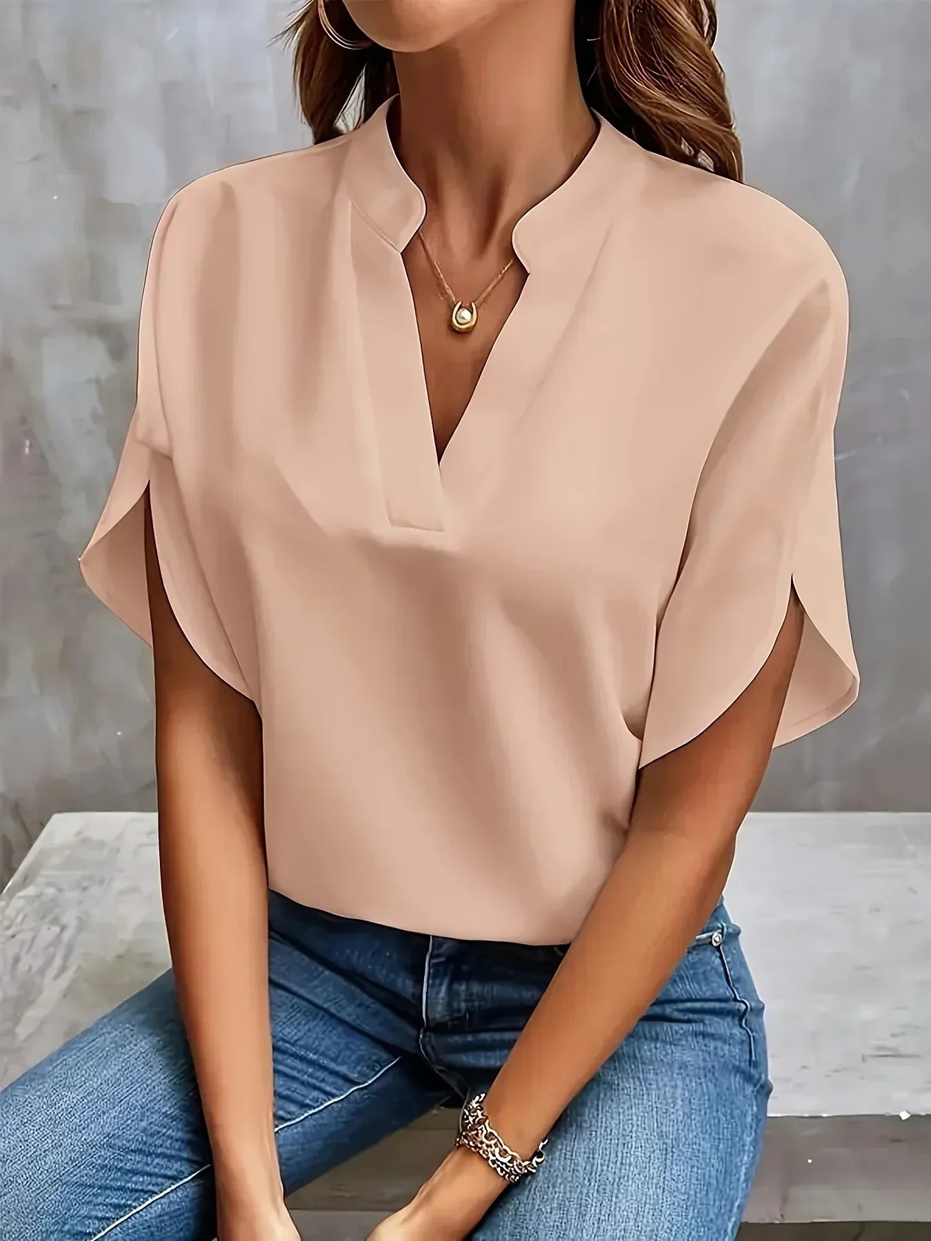 Thalia™ | Blusa elegante con taglio raffinato