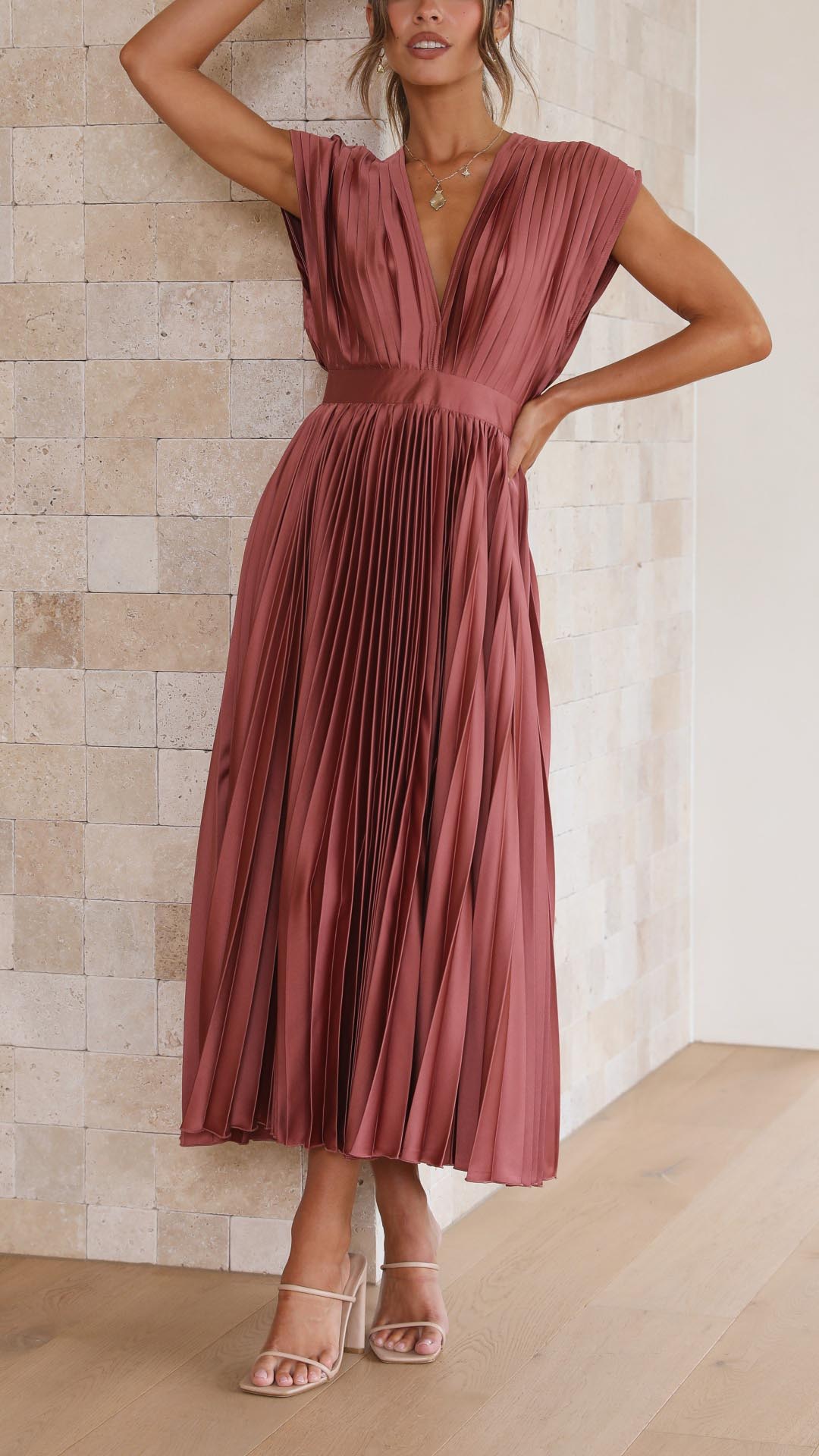 CHARLENE - ELEGANTE MAXI ABITO PLISSETTATO
