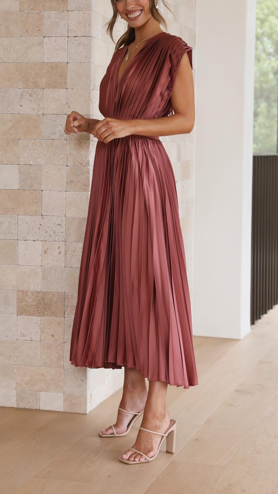 CHARLENE - ELEGANTE MAXI ABITO PLISSETTATO
