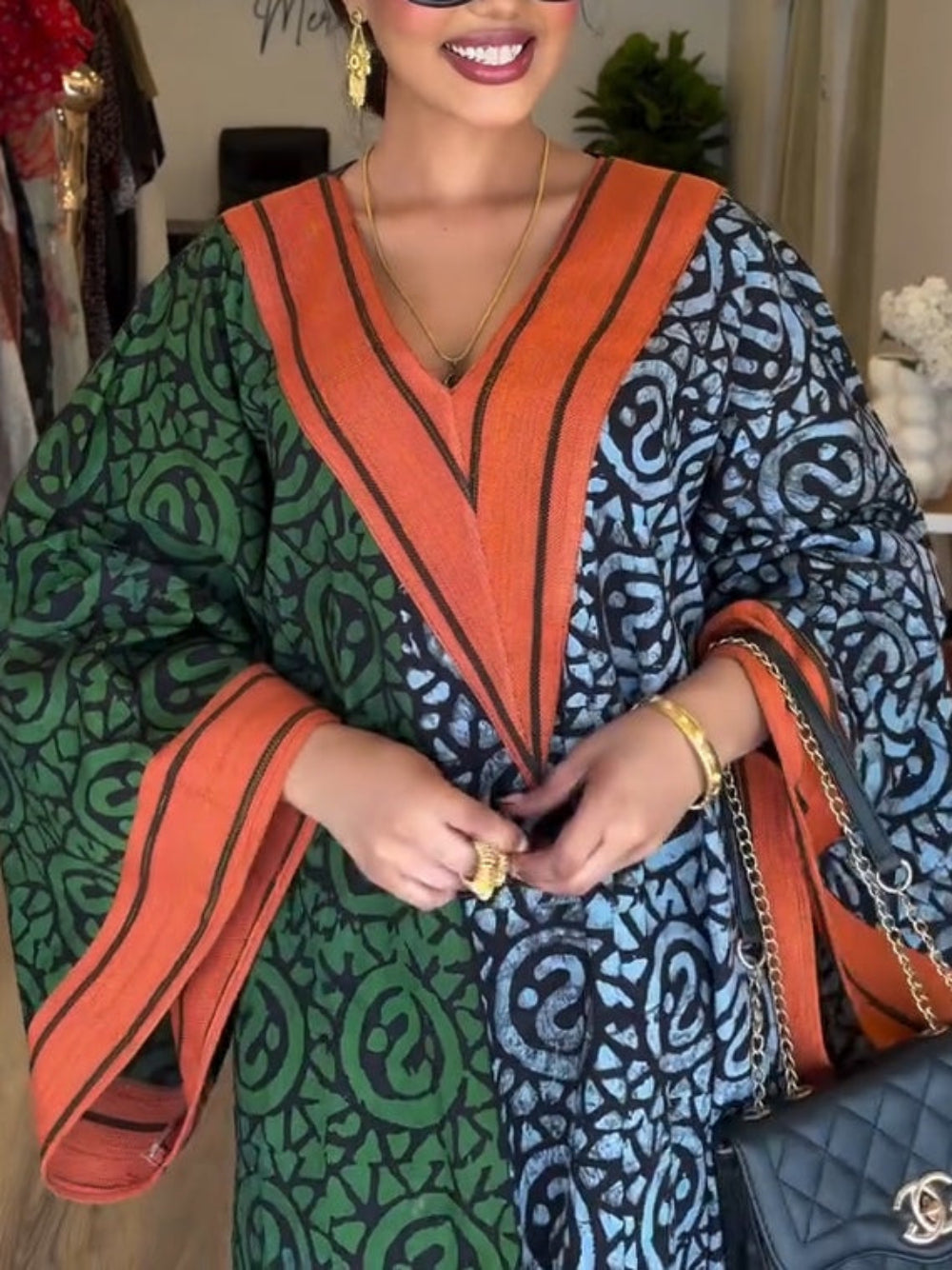 IMANI – ABITO MAXI KAFTANO V-NECK CON STAMPA AFRICANA