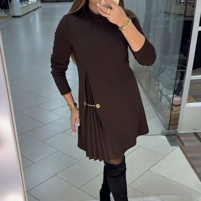 NICOLE – ELEGANTE MINI-DRESS CON DETTAGLI PLISSETTATI