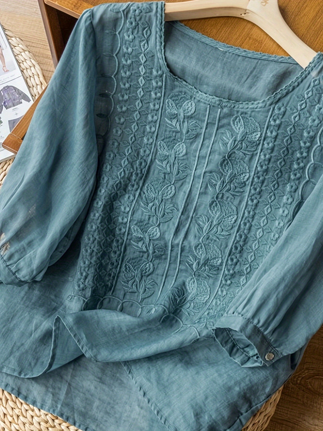 NATALIE – ELEGANZA SENZA TEMPO BLUSA RICAMATA
