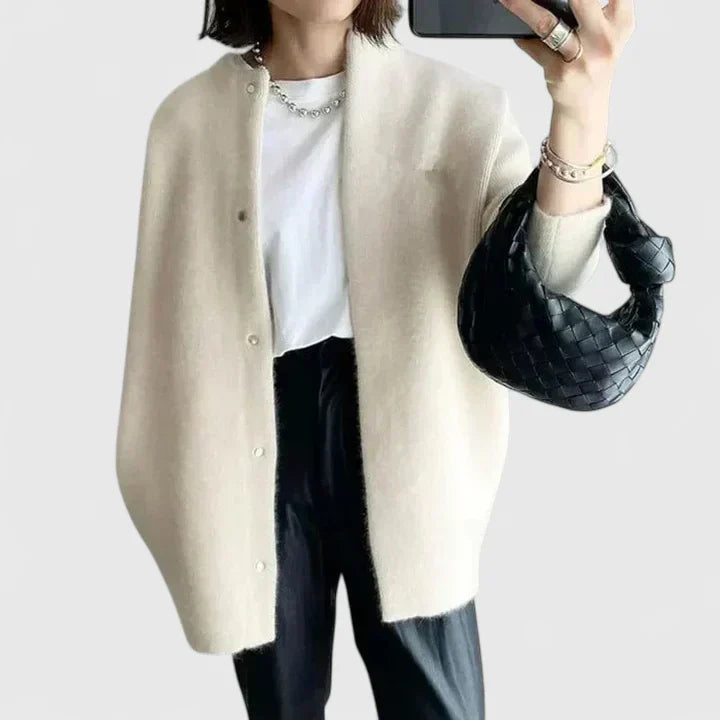 HELENA – VESTE CLASSICA CON BOTTONI