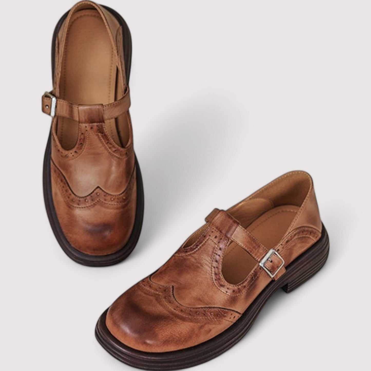 CAMILLE – SCARPE VINTAGE T-STRAP IN PELLE