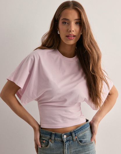 Vera™ | T-shirt Corto Elegante