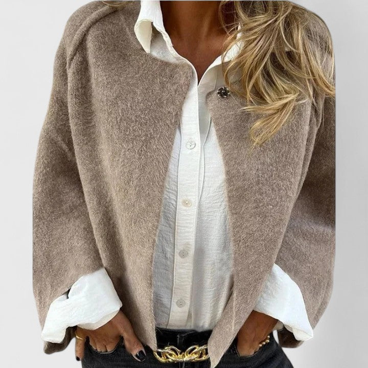 KYLA – GIACCHETTO A BOTTONI CON TEXTURE VIBRANTE